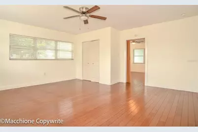 2827 29th Avenue N, Saint Petersburg, FL 33713 - Photo 8