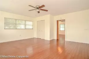 2827 29th Ave N, Saint Petersburg, FL 33713 - Photo 8