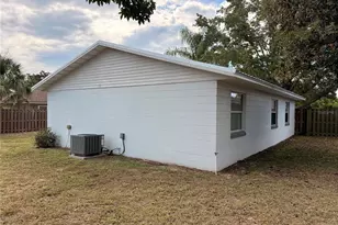 1015 Mockingbird Cir, Winter Haven, FL 33884 - Photo 34
