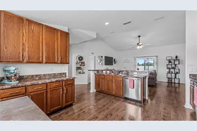 314 Lake Mariana Way, Auburndale, FL 33823 - Photo 12