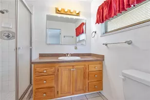 1615 Lake Miriam Dr, Lakeland, FL 33813 - Photo 12