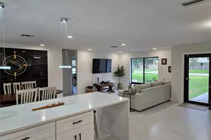 410 Hunter St, Port Charlotte, FL 33980 - Photo 10