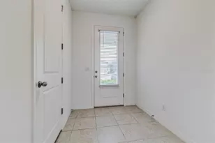 1748 Sanibel Dr, Davenport, FL 33896 - Photo 4