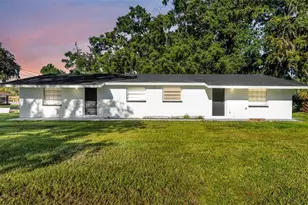 1412 E Renfro St, Plant City, FL 33563 - Photo 1