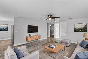 1412 E Renfro St, Plant City, FL 33563 - Photo 2
