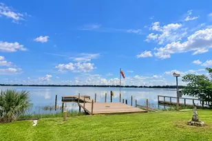 131 Bonnie Dr, Auburndale, FL 33823 - Photo 2
