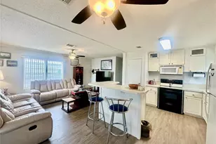 131 Bonnie Dr, Auburndale, FL 33823 - Photo 6