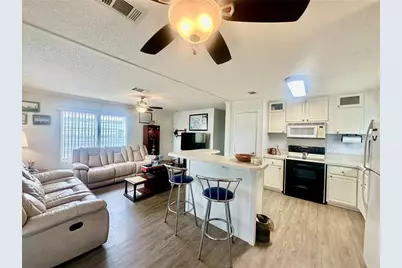 131 Bonnie Drive, Auburndale, FL 33823 - Photo 4