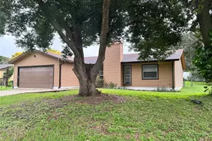 7415 Highland Grove Dr, Lakeland, FL 33810 - Photo 2