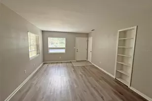 1617 Mockingbird Ln, Lakeland, FL 33801 - Photo 4