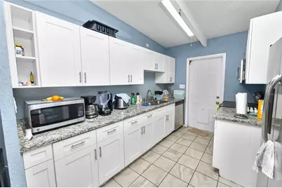 1515 Lancelot Loop, Tampa, FL 33619 - Photo 20