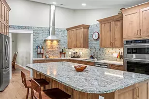 2712 Laurel Oak Dr, Plant City, FL 33566 - Photo 6