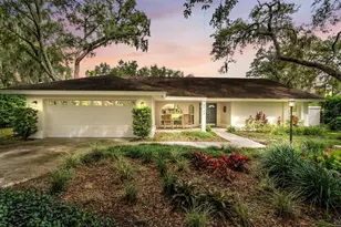2712 Laurel Oak Dr, Plant City, FL 33566 - Photo 2