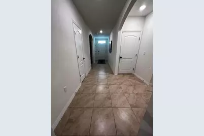3394 Tawny Grove Place, Lakeland, FL 33811 - Photo 8
