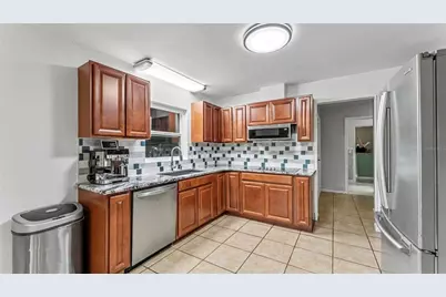 1330 Auburn Street, Lakeland, FL 33801 - Photo 10