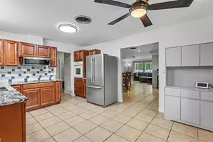 1330 Auburn St, Lakeland, FL 33801 - Photo 6