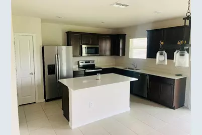 3852 Indian River Court, Lakeland, FL 33811 - Photo 2