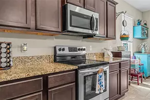 2595 Canyon Crest Dr, Lakeland, FL 33811 - Photo 6