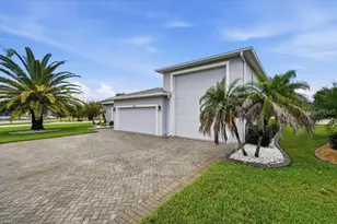 453 Nolane Ln, Polk City, FL 33868 - Photo 4