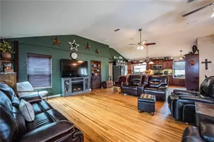 1633 Cherry Ln, Lakeland, FL 33811 - Photo 44