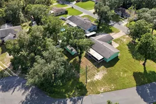 2140 Creek Side Dr, Lakeland, FL 33811 - Photo 54