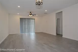 640 Fortuna Dr, Davenport, FL 33837 - Photo 6