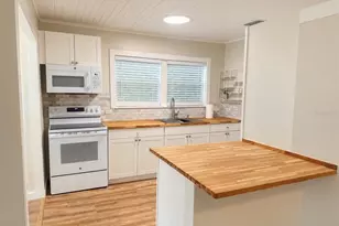 1204 N Morningside Dr, Plant City, FL 33563 - Photo 8