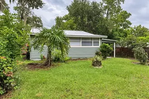 1204 N Morningside Dr, Plant City, FL 33563 - Photo 2