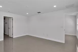 2099 Valencia Dr, Indian Lake Estates, FL 33855 - Photo 18
