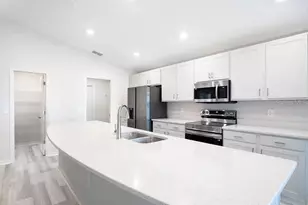 12336 Alteza Circle, Riverview, FL 33579 - Photo 6