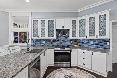 2809 Chatsworth Lane, Lakeland, FL 33812 - Photo 2