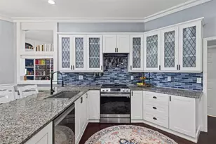 2809 Chatsworth Ln, Lakeland, FL 33812 - Photo 2