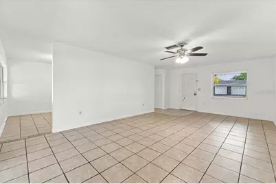 422 Duchess Drive, Lakeland, FL 33803 - Photo 4