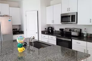 1821 Yellow Trl, Lakeland, FL 33801 - Photo 12