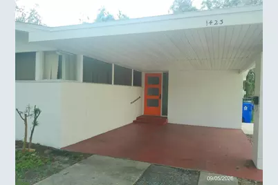 1423 Crystal Lake Drive, Lakeland, FL 33801 - Photo 2