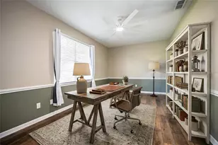6206 Forestwood Dr W, Lakeland, FL 33811 - Photo 20