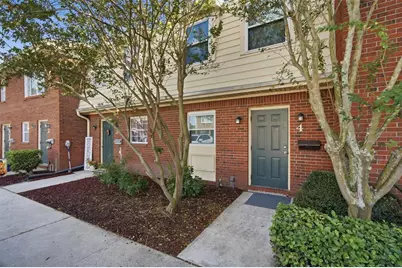 1920 E Edgewood Drive #E4, Lakeland, FL 33803 - Photo 1
