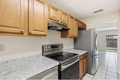 1920 E Edgewood Drive #E4, Lakeland, FL 33803 - Photo 6