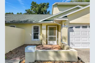 8805 Courtyard Lane, Groveland, FL 34736 - Photo 6