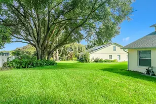 8805 Courtyard Ln, Groveland, FL 34736 - Photo 16