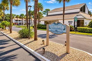 2132 Lakewood Club Dr S, Saint Petersburg, FL 33712 - Photo 6