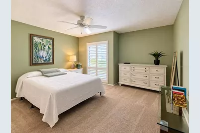 2132 Lakewood Club Drive S #8B, Saint Petersburg, FL 33712 - Photo 16