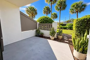 2132 Lakewood Club Dr S, Saint Petersburg, FL 33712 - Photo 26