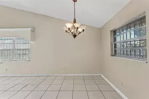 3108 Elderwood Pl, Seffner, FL 33584 - Photo 10
