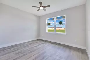 2203 W Lowry Ave, Plant City, FL 33563 - Photo 16