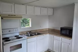 12515 4 Oaks Rd, Tampa, FL 33624 - Photo 12