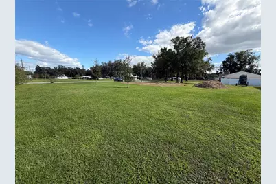 105 John Carroll Road E, Lakeland, FL 33801 - Photo 4