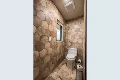 460 Howard Avenue, Lakeland, FL 33815 - Photo 38
