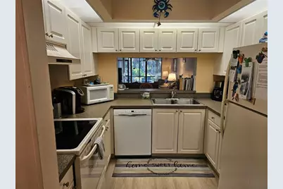 4655 W 46th Street Court #103, Bradenton, FL 34210 - Photo 4