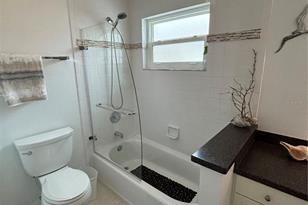 1332 Capri Isles Blvd, Venice, FL 34292 - Photo 16